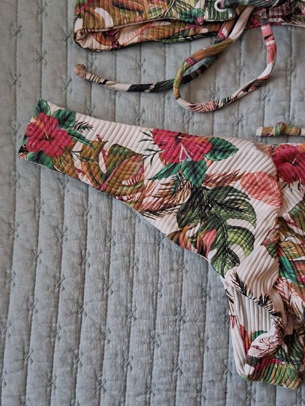 Boys + Arrows Tropical Floral Bikini in Cream, Coral and Green - Picture 4 of 11